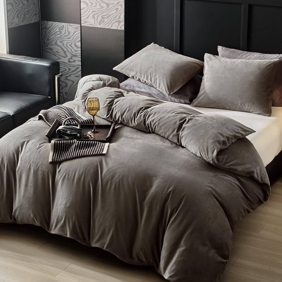 🆕 3 piece Mushroom Gray Beige Graeige Velvet Duvet Cover Set in size QUEEN - Picture 2 of 8